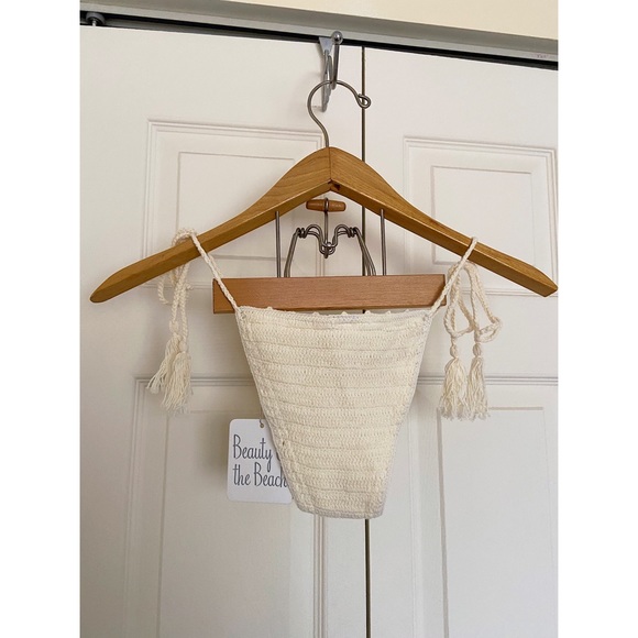 BEAUTY & THE BEACH CROCHET BIKINI BOTTOMS | NWT - Picture 3 of 4